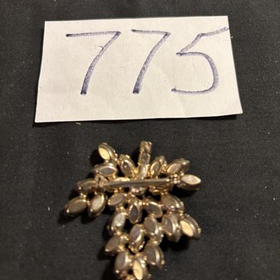 Vintage Leaf Brooch