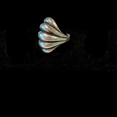 James Avery Sterling Ring