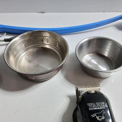 Pet Supply Lot – Wahl Clippers, wire Cable Lead, Dishes & More