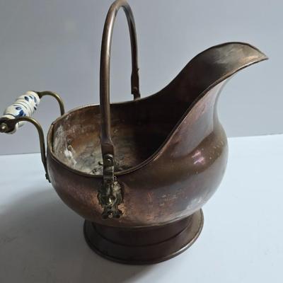 Antique Copper Coal Scuttle with Ceramic Handle