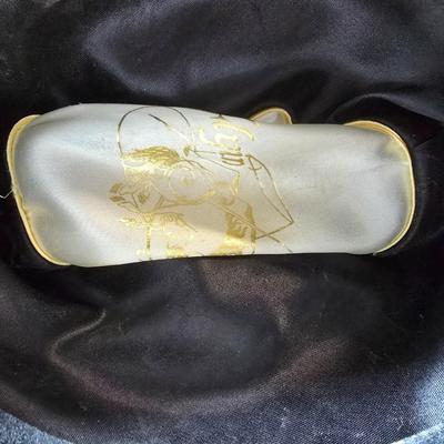 Vintage Felt Cowboy Hats – Set of 3 Western Classics