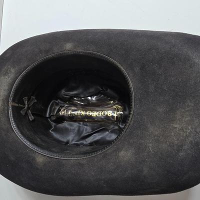 Vintage Felt Cowboy Hats – Set of 3 Western Classics