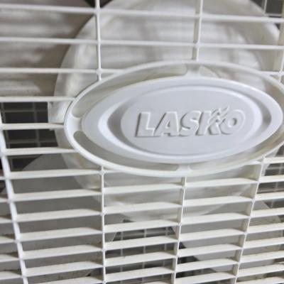 Box Fan & Metal Desk Fan – 2-Piece Cooling Set