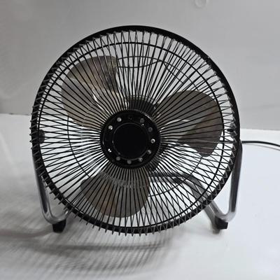 Box Fan & Metal Desk Fan – 2-Piece Cooling Set