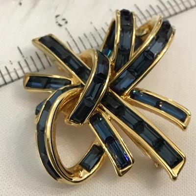 Glamour Collection By Nolan Miller Blue Ribbon Bow
