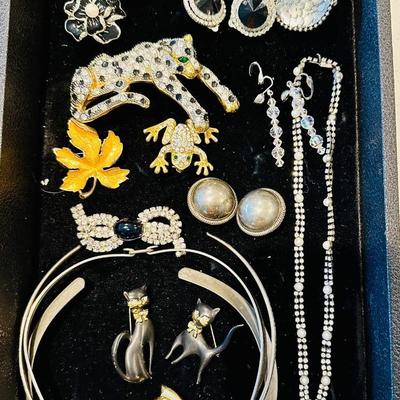 Jewelry - cats, jaguar, frog, leaf