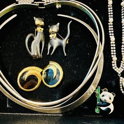 Jewelry - cats, jaguar, frog, leaf