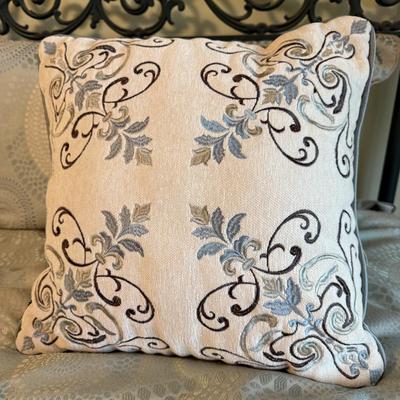 King Size Comforter Set With Matching Pillows (PB-BM)