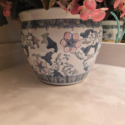 Vase with flowers