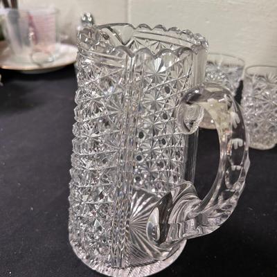 4 Crystal Drinking Glasses & Pitcher