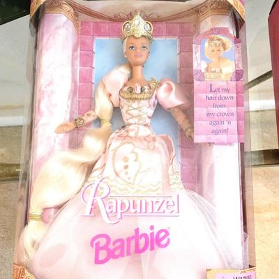 8 Barbie Lot