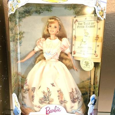 8 Barbie Lot