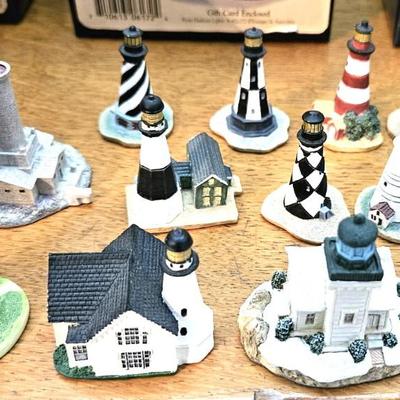 33 Lighthouse Collection