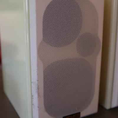 Usher S-520 Audio Bookshelf Speakers