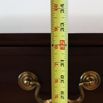 Mahogany Locking Three Drawer Filling Cabinet