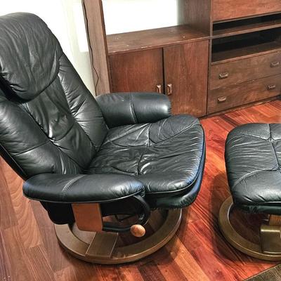 Palliser Black Leather Recliner with Ottoman