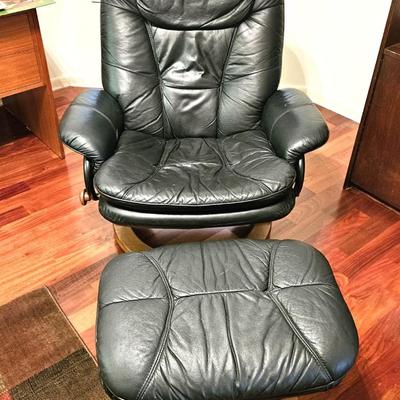 Palliser Black Leather Recliner with Ottoman