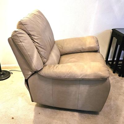 Tan Leather Italsofa Recliner Chair Swivel
