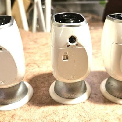 Netgear Arlo VMC3030 Add-on HD Indoor / Outdoor Security Camera Lot