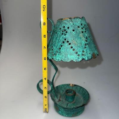 VTG.TOLE VERDI METAL WALL SCULPTURE CANDLESTICK HOLDER