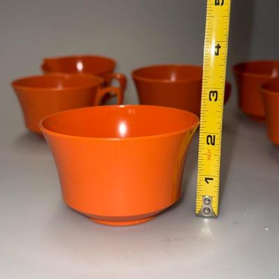 Allied Chemical Melamine 6 Coffee Mugs