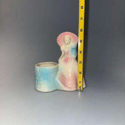 Vintage 1940s Pink & Blue Southern Belle By Wishing Well Small Planter