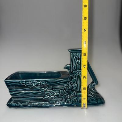 Shawnee Vintage Art Pottery Green Ceramic Planter With Well Water Spicket