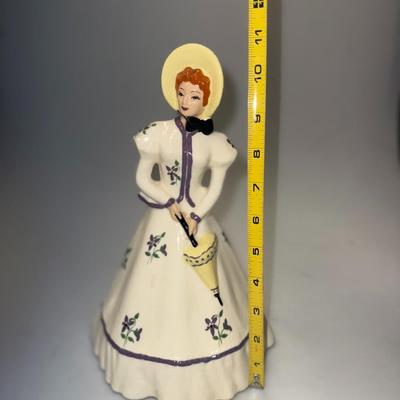 Vintage S-Quire Ceramics California Figurine by Zaida