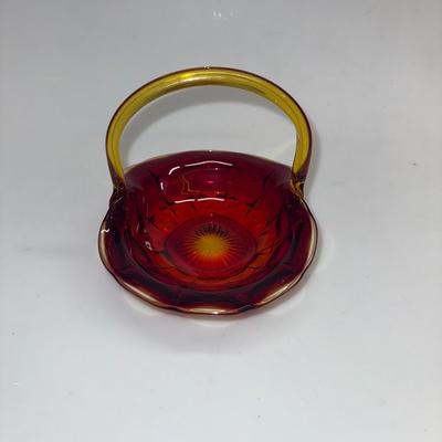 TIARA - Constellation Pattern 8" Basket-BEAUTIFUL-Sunset / Ruby Red / Amberina