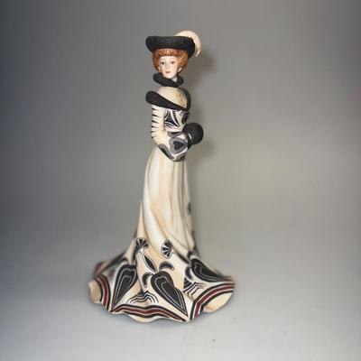 Vintage Lenox TEA AT THE RITZ (American Fashion Collection) Figure 1984