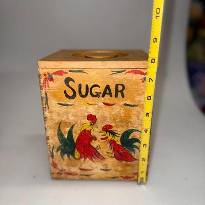 Vintage Nasco Wooden Rooster Canister Set hand painted Japan Made