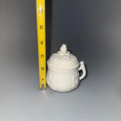 Pot De Créme w/ Saucers