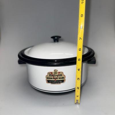 Set of 2 Vollrath Kook King Ware Vollbath Co. Enamel Pot W/ Lid