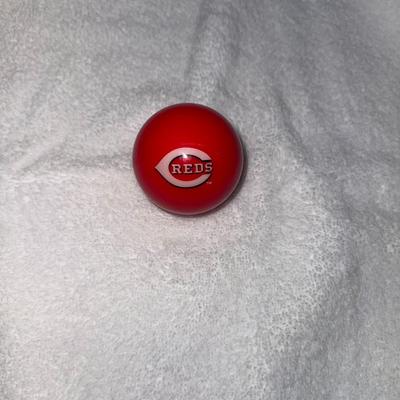 MLB s Pool Billiard Cue/8 Balls (Set of 13)