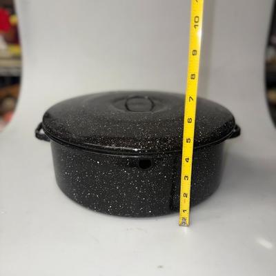 Vintage Large USA Graniteware Roasting Pan with Lid Blue Speckled Farmhouse Kitchen Enamel Roasting Pan