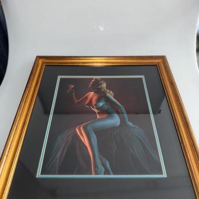 Show Girl Earl Morgan Set of Two