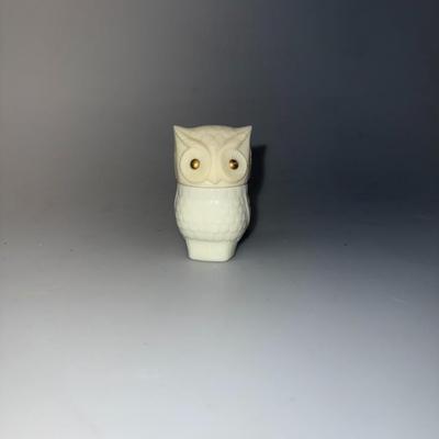 Vintage 1970 Avon Owl with Gold Color Roses Eyes Cream Sachet Milk Glass Bottle