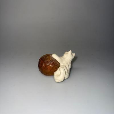 Vintage Avon Petite Sonnet Cologne 1.5 oz Cat Figurine 