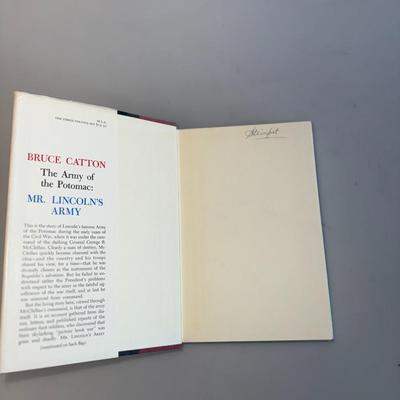Mr. Lincolns Army Book