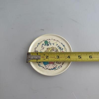VTG Barbie Dish Set