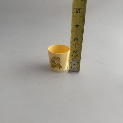VTG Barbie Dish Set