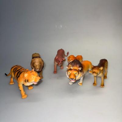 Vintage 1994 Rubber PVC Figurines