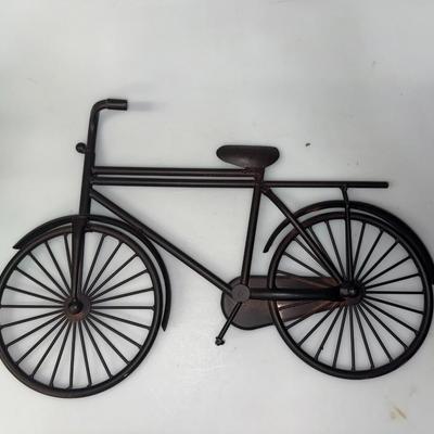 Vintage Style Metal Old Time Bicycle Wall Decor