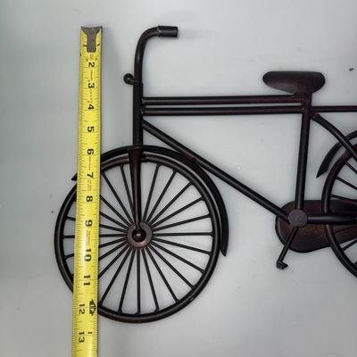Vintage Style Metal Old Time Bicycle Wall Decor
