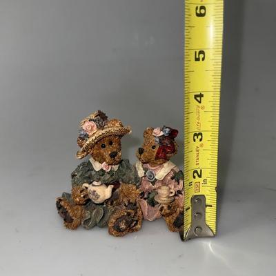 Lot of Boyds Bears (VTG)
