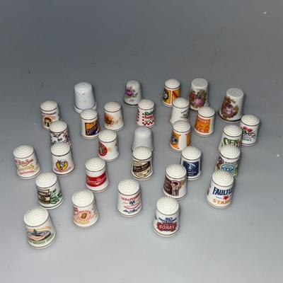 Vintage 1980 Franklin Mint "Country Store” Porcelain Thimbles