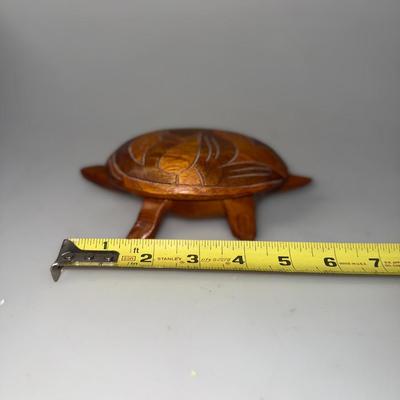 Vintage Wood Hand Carved Turtle Trinket Box