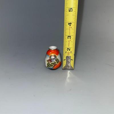 Vintage, Tiny JAPANESE VASE