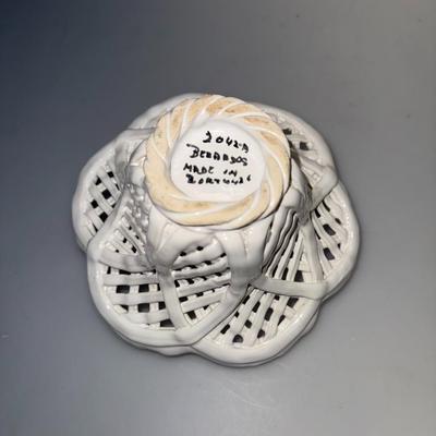 Vintage Berardos Portugal Woven Lattice Hand Painted Bowl w/Handles Pink Clovers