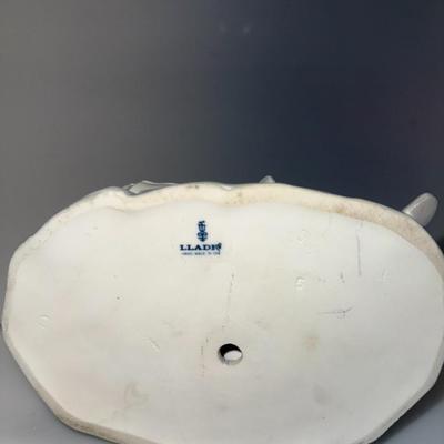 LLADRO 4714 Boy Jewelry Dish Historical Collection Glazed Finish Figurine RARE